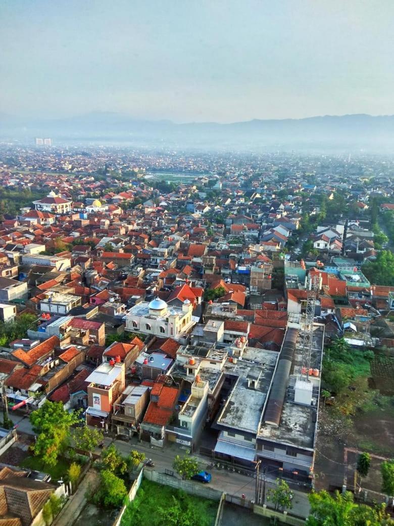 The Suites Metro Dd Bandung Exterior foto